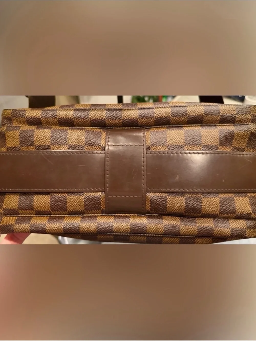 Louis Vuitton Men's Brown Checkered Messenger Bag - Canvas Shoulder Bag - Picture 3 of 12
